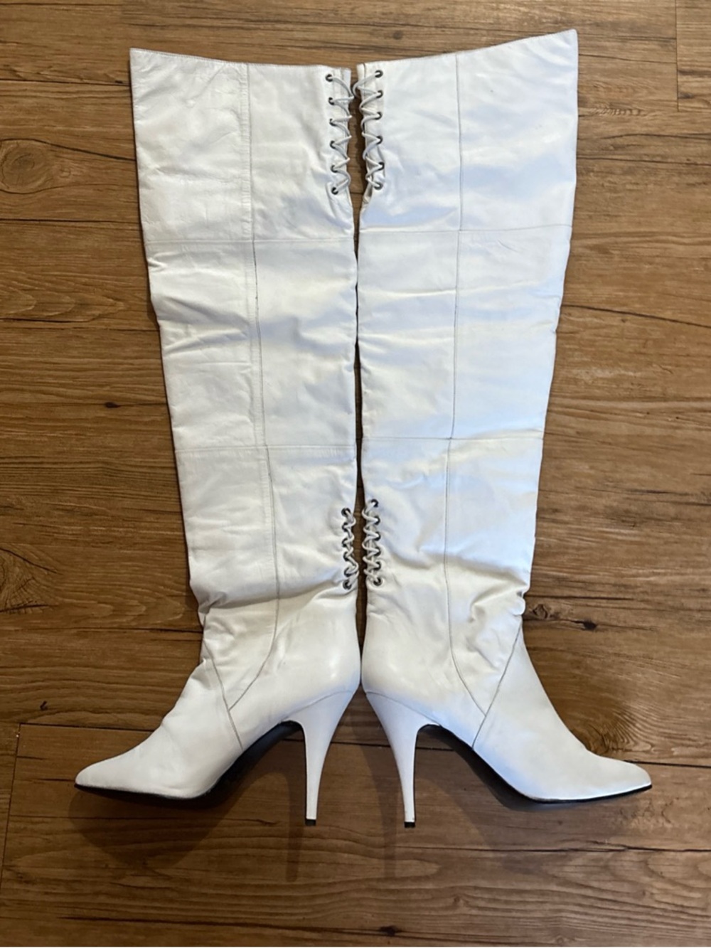 Vintage Dolcis white leather thigh boots Toy lace up back size 9M